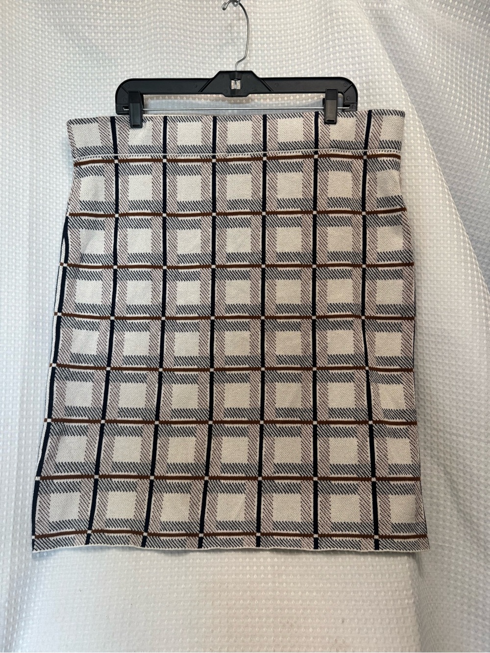 Ann Taylor Factory Cream, Black & Brown Plaid Pencil Skirt